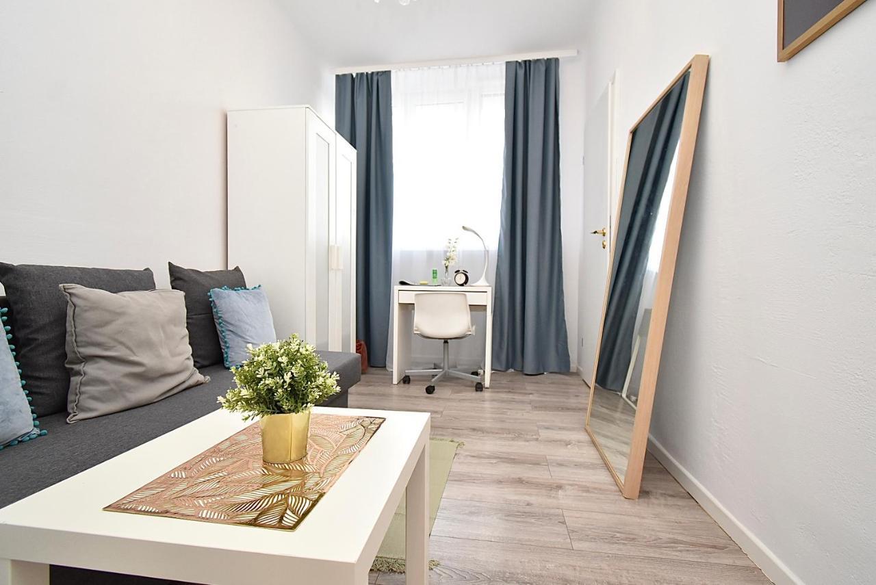Rental Apartments Aleja Niepodleglosci Varsóvia Exterior foto
